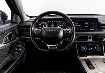 Подержанный автомобиль Exeed TXL 2022 года (13 фото)