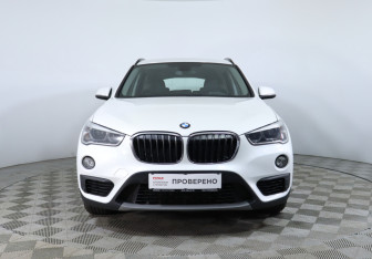 Подержанный автомобиль BMW X1 2017 года (2 фото)