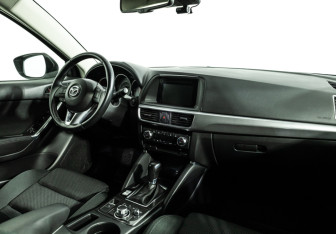 Подержанный автомобиль Mazda CX-5 2015 года (9 фото)