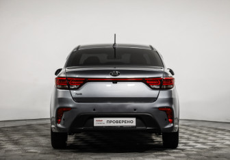 Подержанный автомобиль Kia Rio Sedan 2019 года (6 фото)