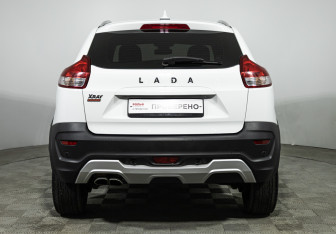 Подержанный автомобиль LADA (ВАЗ) XRAY 2021 года (6 фото)