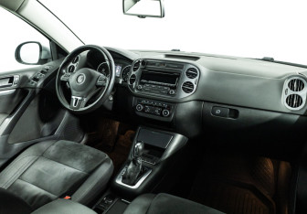 Подержанный автомобиль Volkswagen Tiguan 2012 года (9 фото)