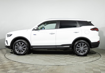 Подержанный автомобиль Geely Atlas Pro 2023 года (8 фото)