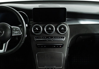 Подержанный автомобиль Mercedes-Benz GLC Coupe 2021 года (14 фото)