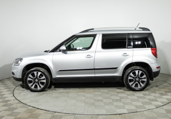 Подержанный автомобиль Skoda Yeti 2015 года (8 фото)