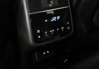 Подержанный автомобиль Exeed VX 2023 года (24 фото)