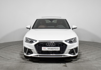 Подержанный автомобиль Audi A4 Sedan 2020 года (2 фото)