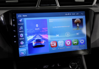 Подержанный автомобиль Geely Atlas 2018 года (13 фото)