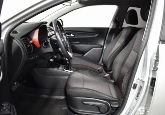 Подержанный автомобиль Kia Rio Sedan 2020 года (10 фото)