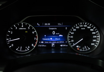 Подержанный автомобиль Nissan Murano Suv 2019 года (12 фото)