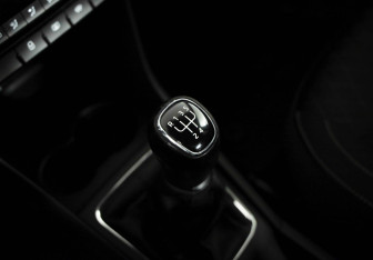 Подержанный автомобиль Skoda Rapid Liftback 2016 года (13 фото)