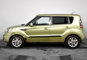 Подержанный автомобиль Kia Soul 2010 года (8 фото)