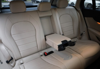 Подержанный автомобиль Mercedes-Benz GLC Coupe 2017 года (24 фото)