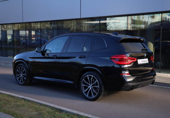 Подержанный автомобиль BMW X3 2019 года (6 фото)