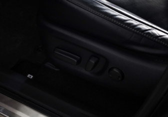 Подержанный автомобиль Toyota RAV4 2017 года (25 фото)