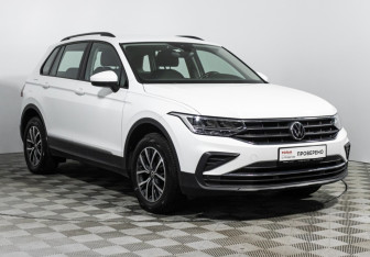 Подержанный автомобиль Volkswagen Tiguan 2021 года (3 фото)