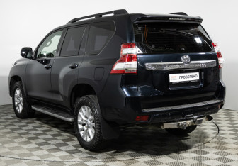 Подержанный автомобиль Toyota Land Cruiser Prado 2015 года (7 фото)