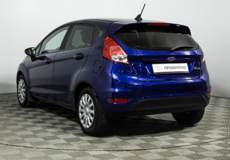 Подержанный автомобиль Ford Fiesta Hatchback 2018 года (7 фото)