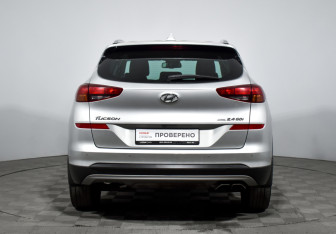 Подержанный автомобиль Hyundai Tucson 2019 года (6 фото)