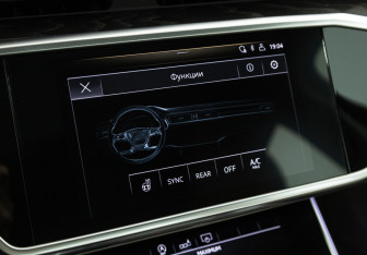 Подержанный автомобиль Audi A6 Sedan 2020 года (20 фото)