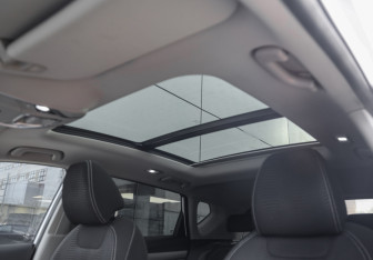 Подержанный автомобиль Geely Coolray 2021 года (22 фото)