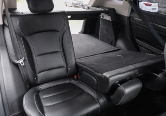 Подержанный автомобиль Geely Atlas Pro 2021 года (28 фото)