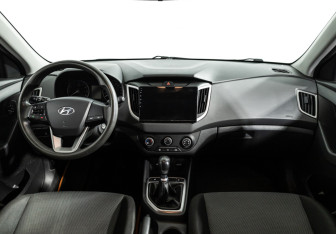Подержанный автомобиль Hyundai Creta 2021 года (13 фото)