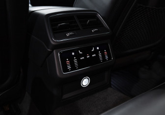 Подержанный автомобиль Audi A6 Wagon 2020 года (29 фото)
