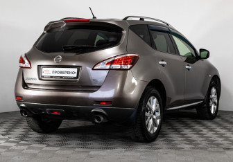Подержанный автомобиль Nissan Murano Suv 2012 года (5 фото)