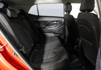 Подержанный автомобиль Hyundai Creta 2021 года (18 фото)