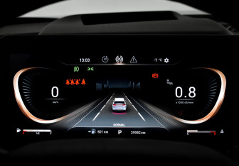 Подержанный автомобиль Exeed VX 2022 года (26 фото)