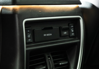 Подержанный автомобиль Nissan Murano Suv 2019 года (21 фото)