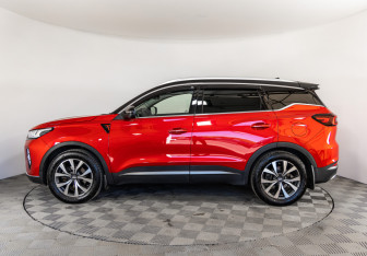Подержанный автомобиль Chery Tiggo 7 Pro Max 2023 года (7 фото)