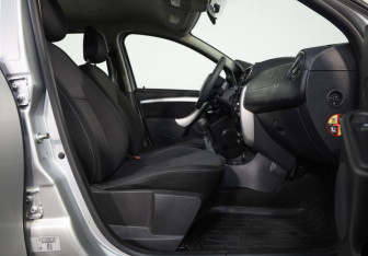 Подержанный автомобиль Nissan Terrano 2019 года (20 фото)