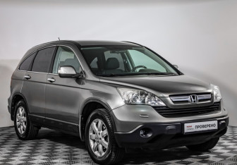 Подержанный автомобиль Honda CR-V 2008 года (3 фото)