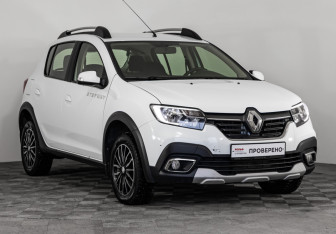 Подержанный автомобиль Renault Sandero 2020 года (3 фото)