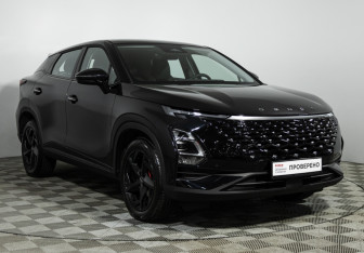 Подержанный автомобиль Omoda C5 2023 года (3 фото)
