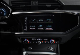 Подержанный автомобиль Audi Q3 Sportback 2020 года (17 фото)