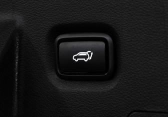 Подержанный автомобиль Hyundai Santa Fe 2022 года (37 фото)