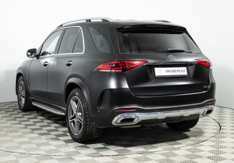 Подержанный автомобиль Mercedes-Benz GLE 2020 года (7 фото)