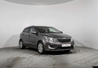 Подержанный автомобиль Kia Rio Hatchback 2013 года (3 фото)