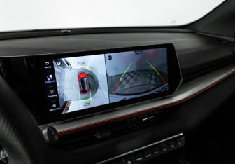 Подержанный автомобиль Geely Coolray 2024 года (15 фото)