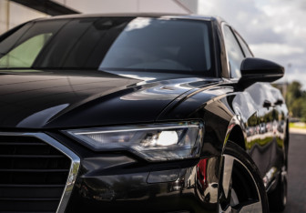 Подержанный автомобиль Audi A6 Sedan 2019 года (2 фото)