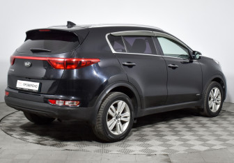 Подержанный автомобиль Kia Sportage 2016 года (5 фото)