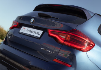 Подержанный автомобиль BMW X3 2018 года (12 фото)