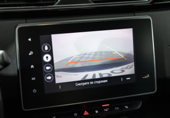 Подержанный автомобиль Renault Arkana 2019 года (15 фото)