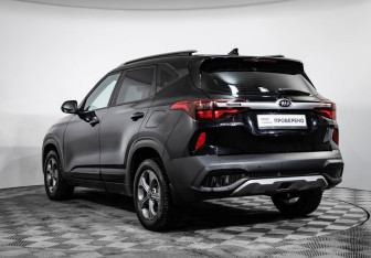Подержанный автомобиль Kia Seltos 2021 года (7 фото)