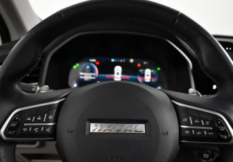 Подержанный автомобиль Haval F7 2023 года (15 фото)