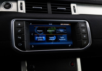 Подержанный автомобиль Land Rover Range Rover Evoque 2015 года (18 фото)