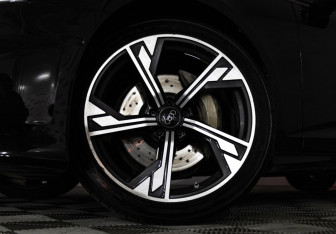 Подержанный автомобиль Audi A6 Wagon 2018 года (27 фото)